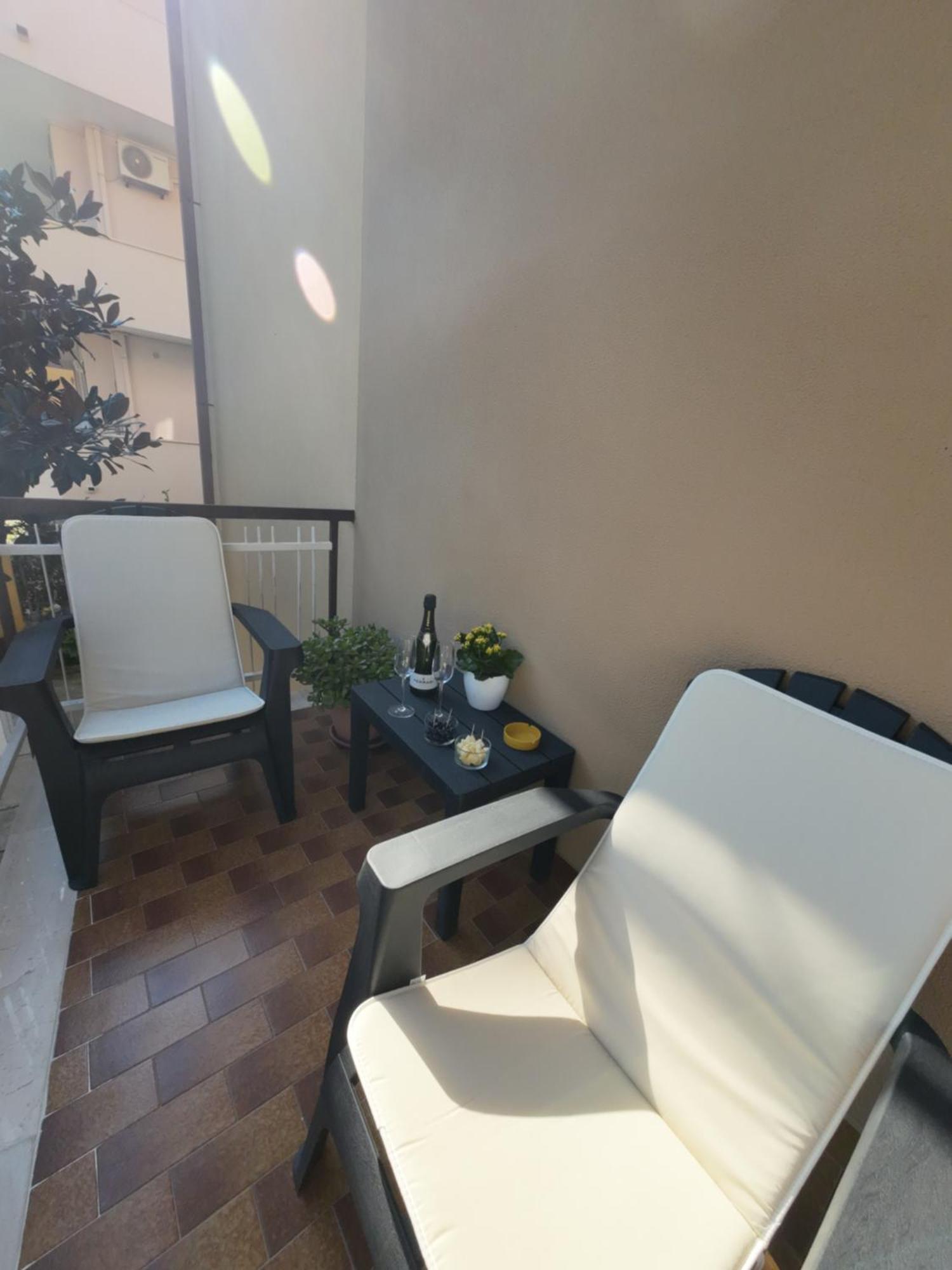 Brezza Marina Apartment Франкавила ал Маре Екстериор снимка